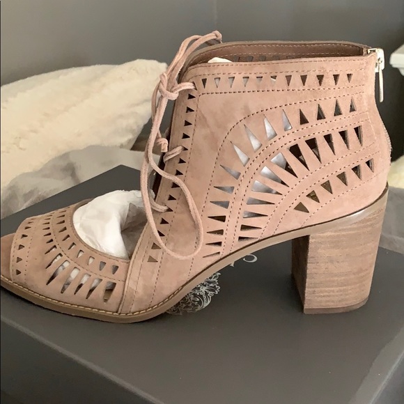 vince camuto block heel